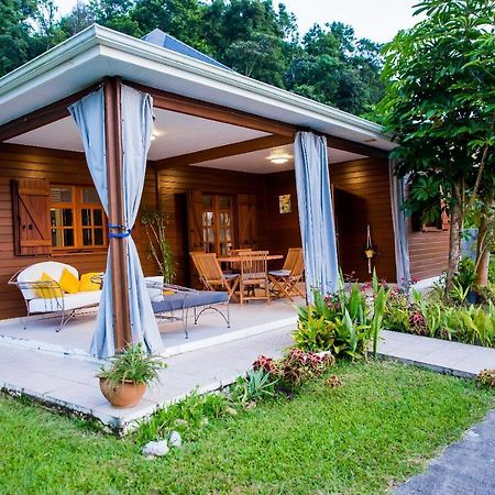 Villa A Rabica - Extrait De Cafe Pointe-Noire Exterior photo